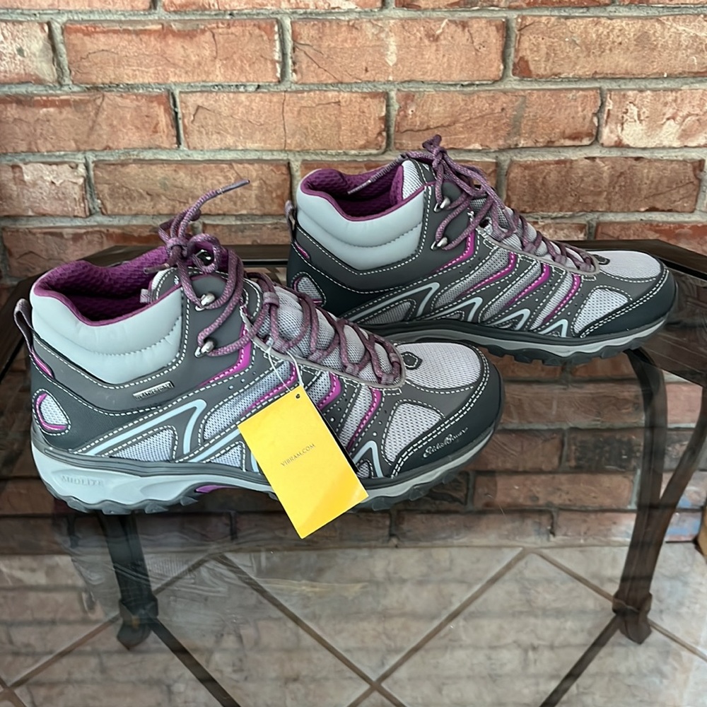 New Eddie Bauer size 11 Lukla Pro Mid Hiking Boots